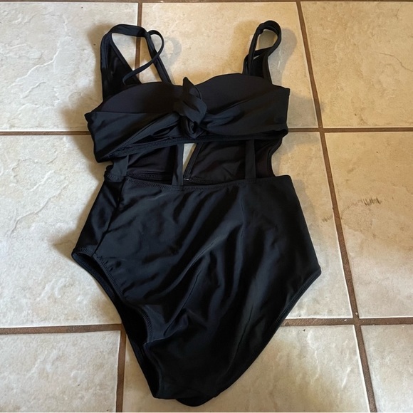 AERIE SWIMSUIT BLACK ONE PIECE - Picture 2 of 4
